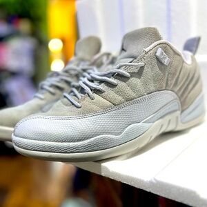 Jordan WolfGrey 11s sz 8.5